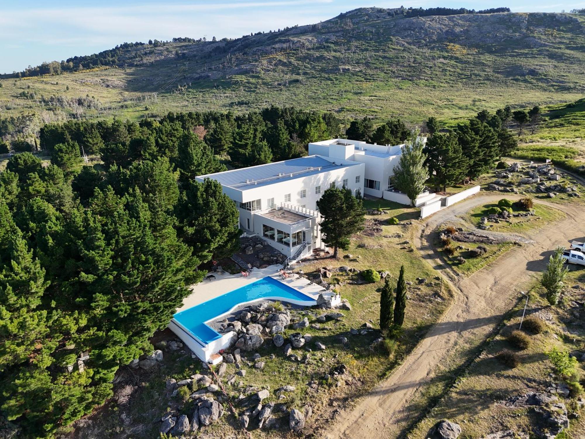 Elegance Hotel Tandil Exterior foto